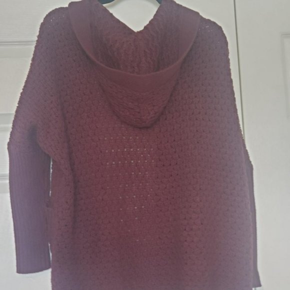 2 Knit Sweater Bundle - Picture 3 of 6